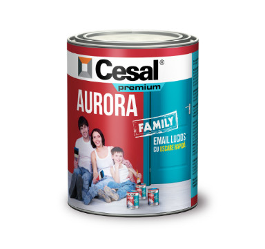Cesal Aurora family fényes zománcfesték.