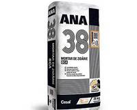 ANA 38 jó tapadó képességű, nagyon vékony vakolatok kialakítását lehetővé tevő habarcs.